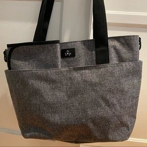 Jujube Encore Tote in Graphite